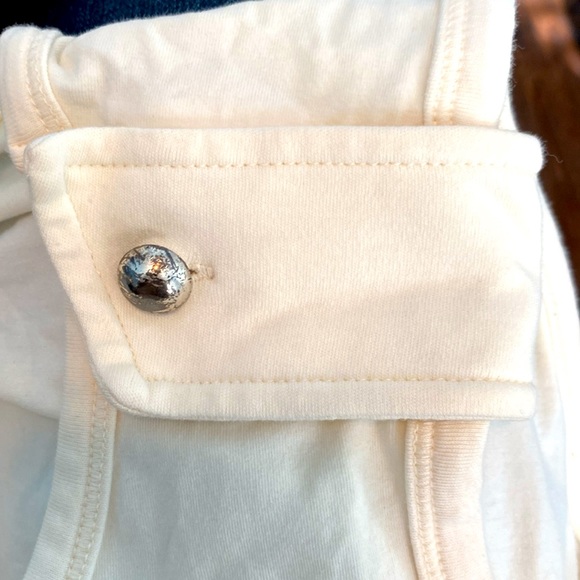 Cream MNG Jeans Tank-Top ft. an Amazing Spanish Empire Print & Metal Detailing - Picture 6 of 6